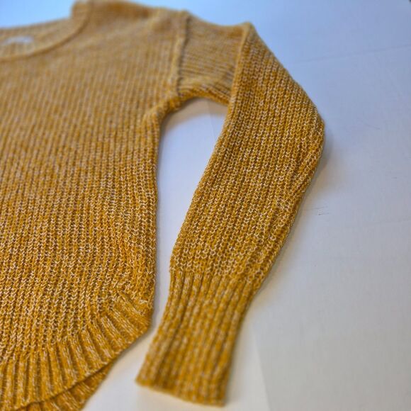 SO Goods For Life Size Small Sweater in Gold - Picture 2 of 9